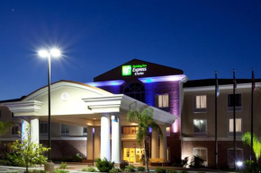  Holiday Inn Express - Spring Hill FLORIDA, an IHG Hotel  Спринг Сити